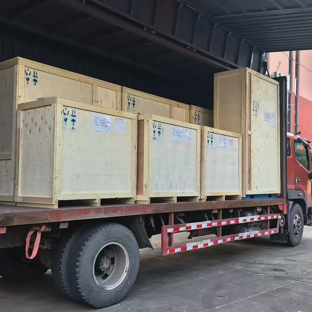 ¡Otro envío exitoso! Airera ha entregado el secador de aire LGFD-55B B and LGFD-55B B VP, asegurando un rendimiento confiable de secado de aire para las operaciones de nuestro cliente. Esta unidad está diseñada para ofrecer eficiencia energética y estabilidad a largo plazo. ¡Gracias por elegir Airera!